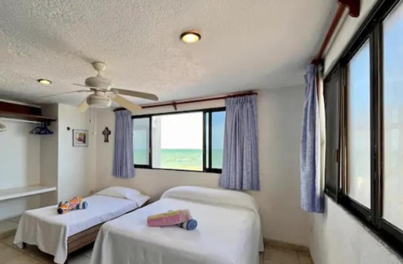 Don Lalo, Family Villa With Sandy Beach At Your Feet. โปรเกรโซ ภายนอก รูปภาพ