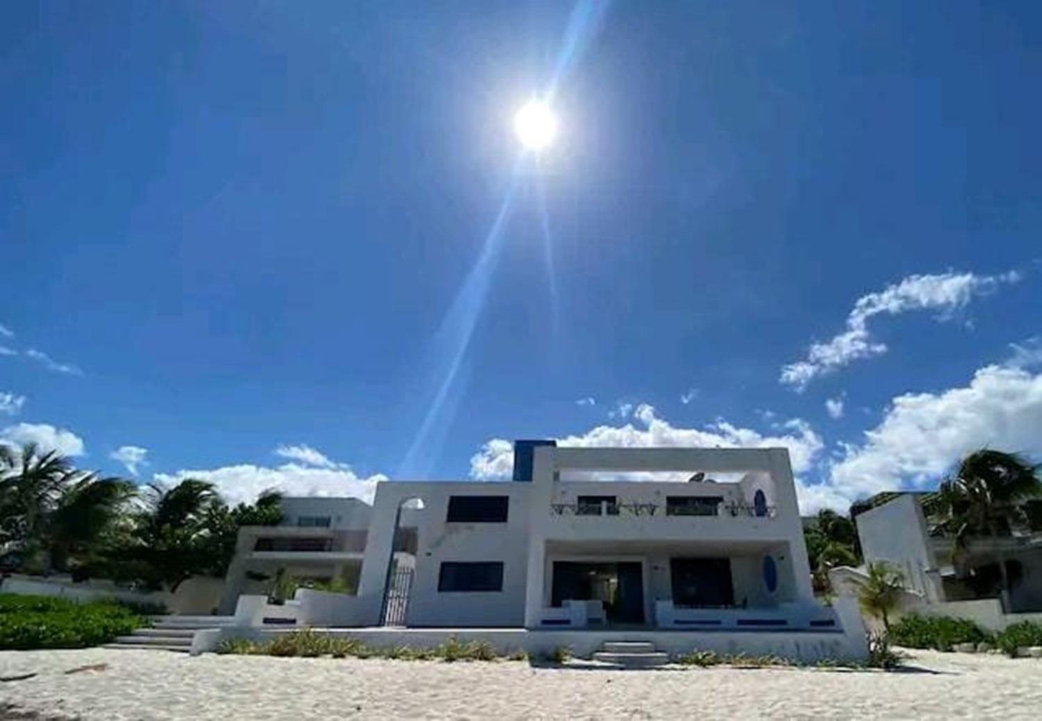 Don Lalo, Family Villa With Sandy Beach At Your Feet. โปรเกรโซ ภายนอก รูปภาพ